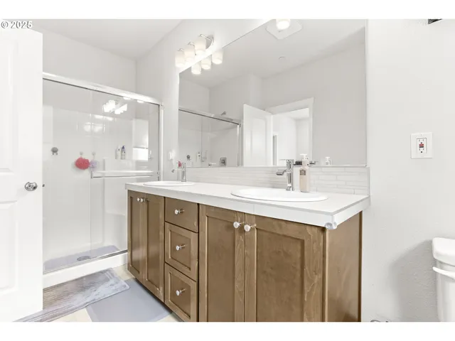 $459,900 | 18400 Southwest Sugarloaf Lane, Beaverton, OR 97007