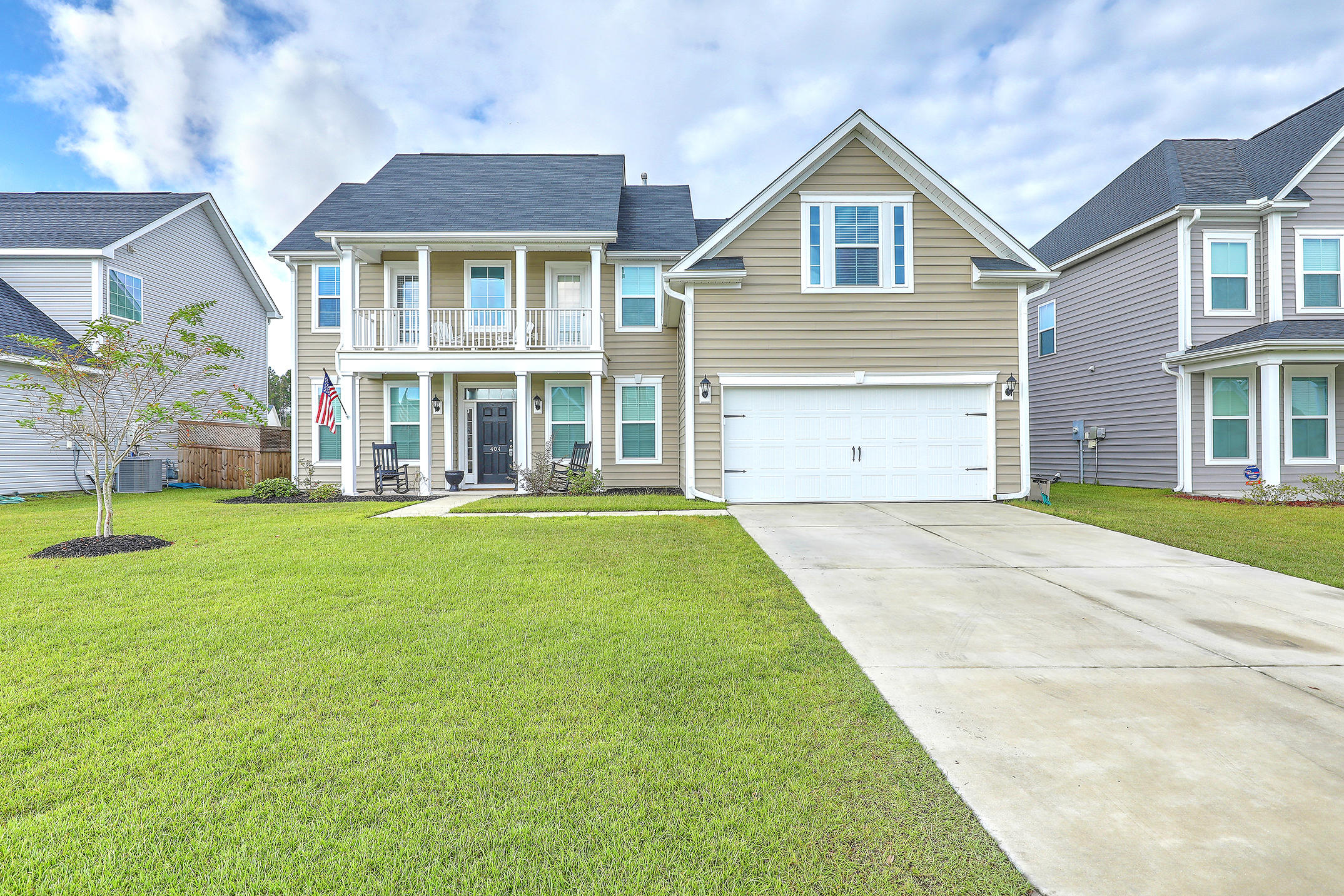 404 Spectrum Road Summerville, SC 29486 - Photo 1 of 31 1R3A1810_1_2
