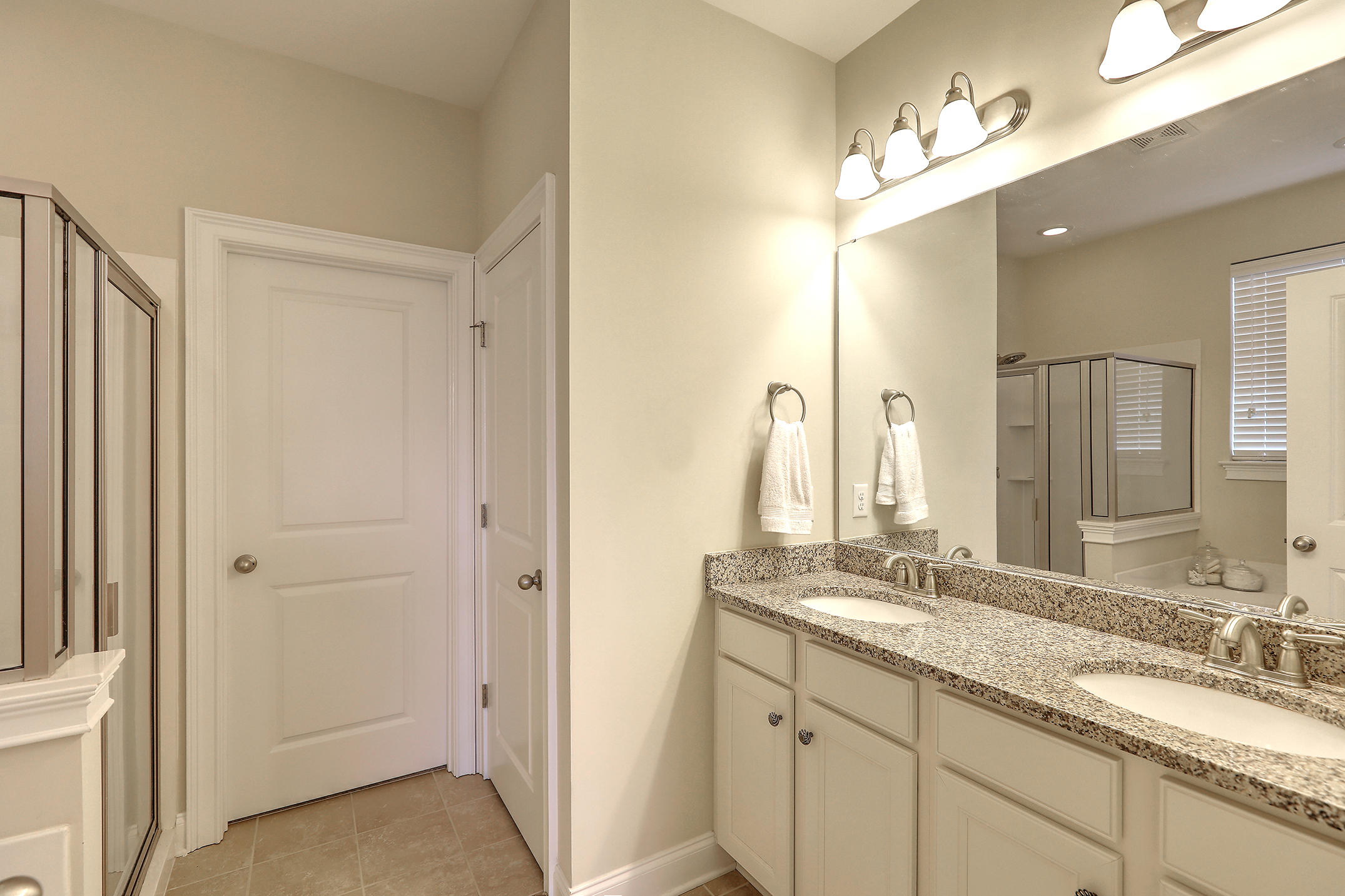 404 Spectrum Road Summerville, SC 29486 - Photo 18 of 31 1R3A1503_4_5