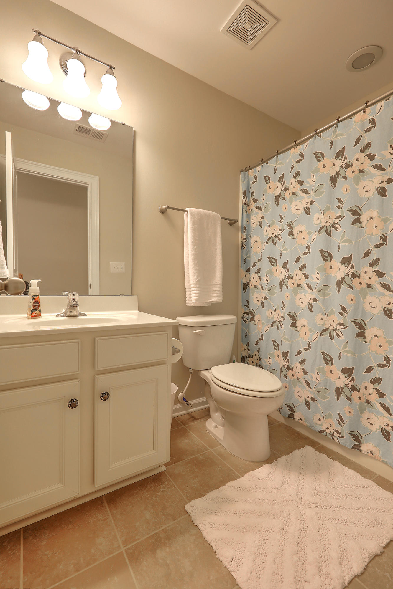 404 Spectrum Road Summerville, SC 29486 - Photo 22 of 31 1R3A1521_2_3
