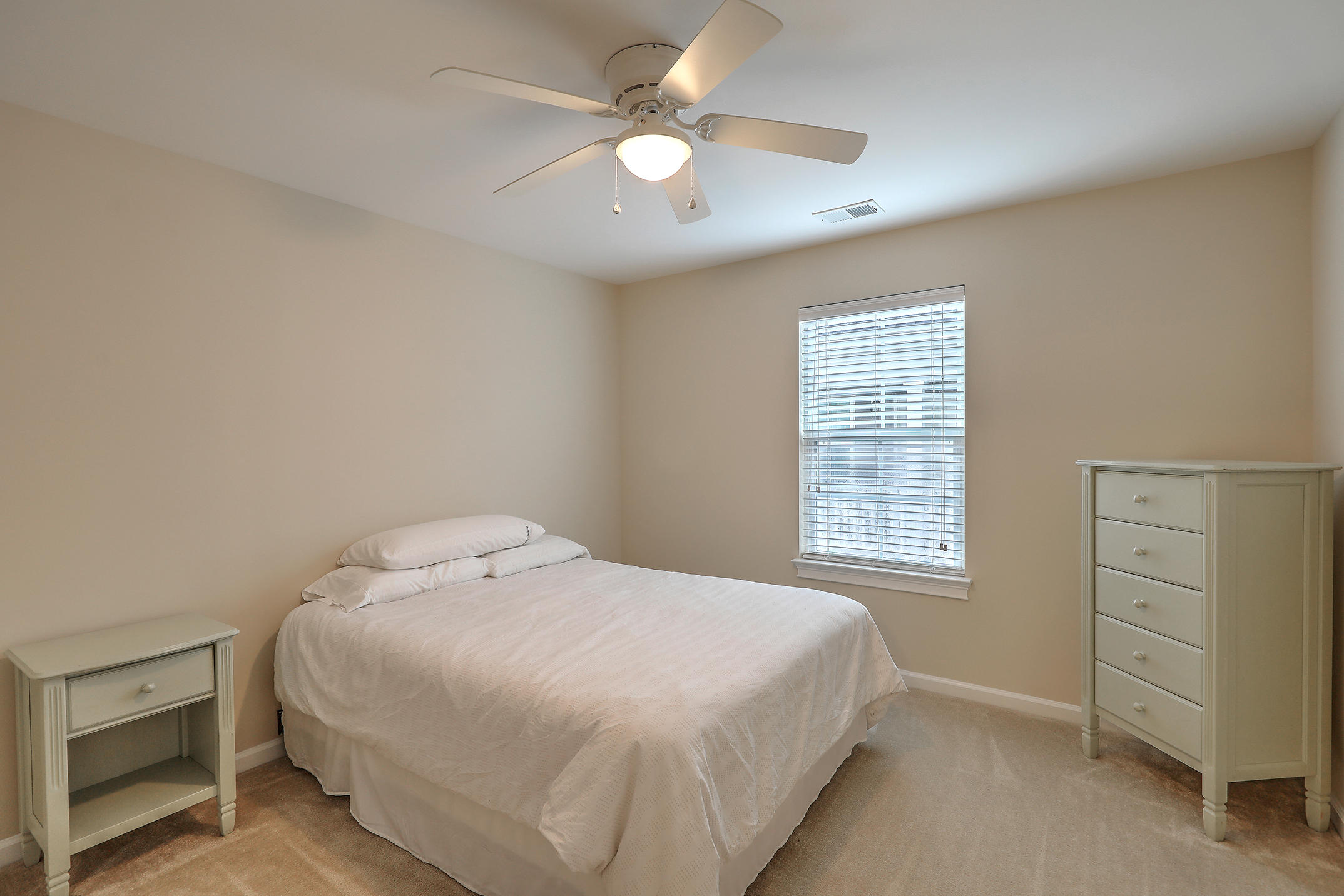 404 Spectrum Road Summerville, SC 29486 - Photo 23 of 31 1R3A1509_10_11