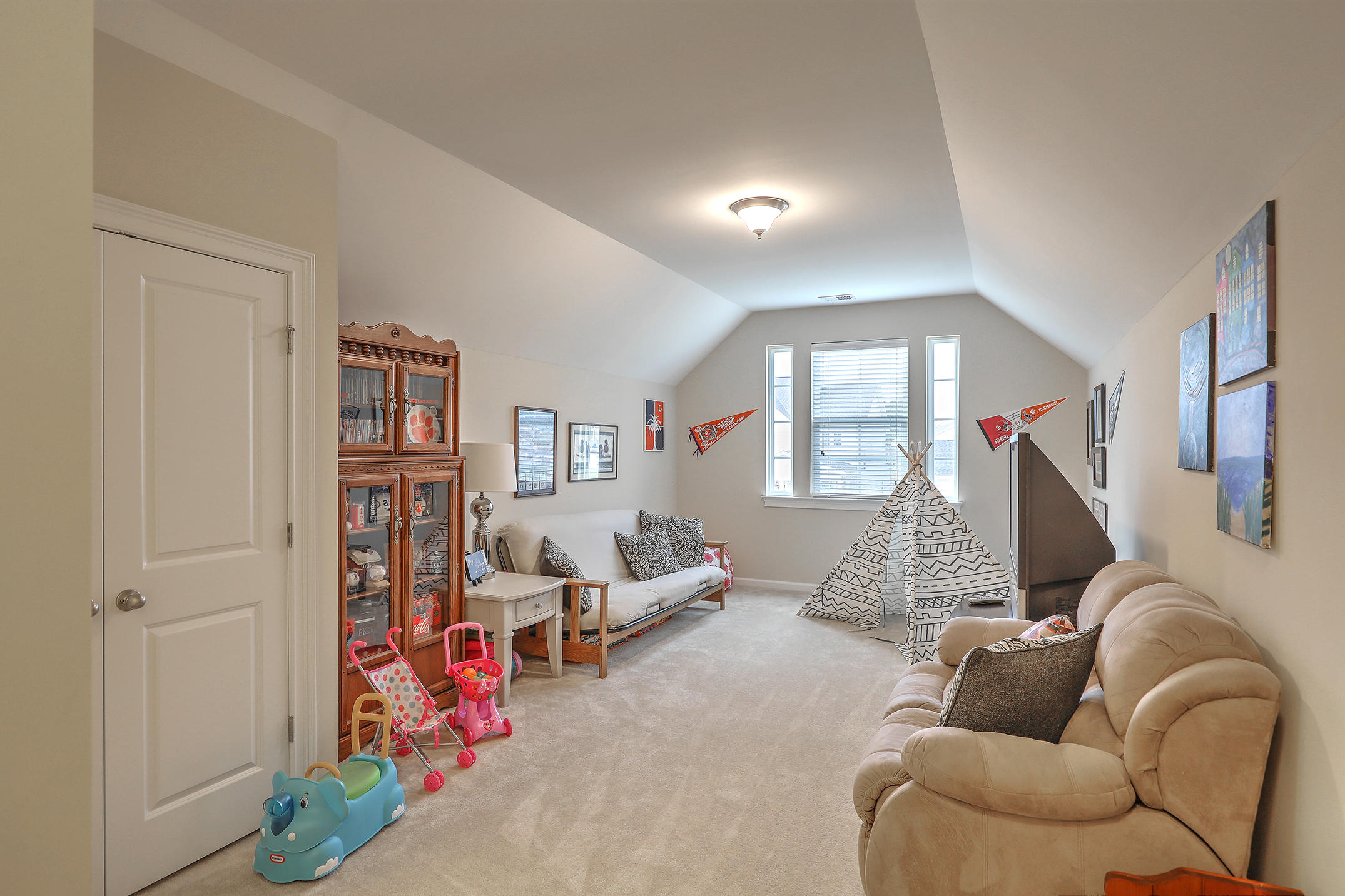 404 Spectrum Road Summerville, SC 29486 - Photo 25 of 31 1R3A1515_6_7