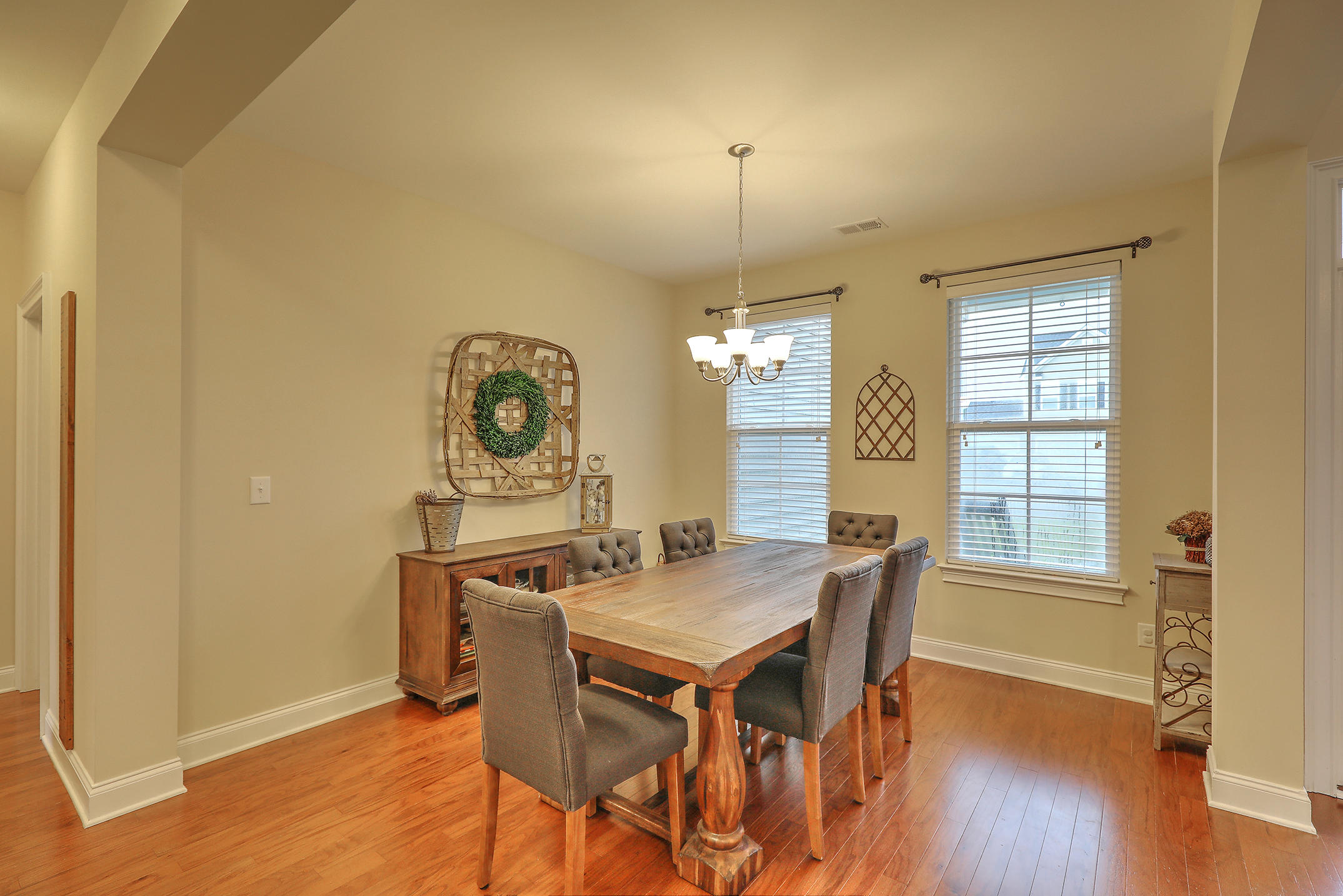 404 Spectrum Road Summerville, SC 29486 - Photo 5 of 31 1R3A1461_2_3