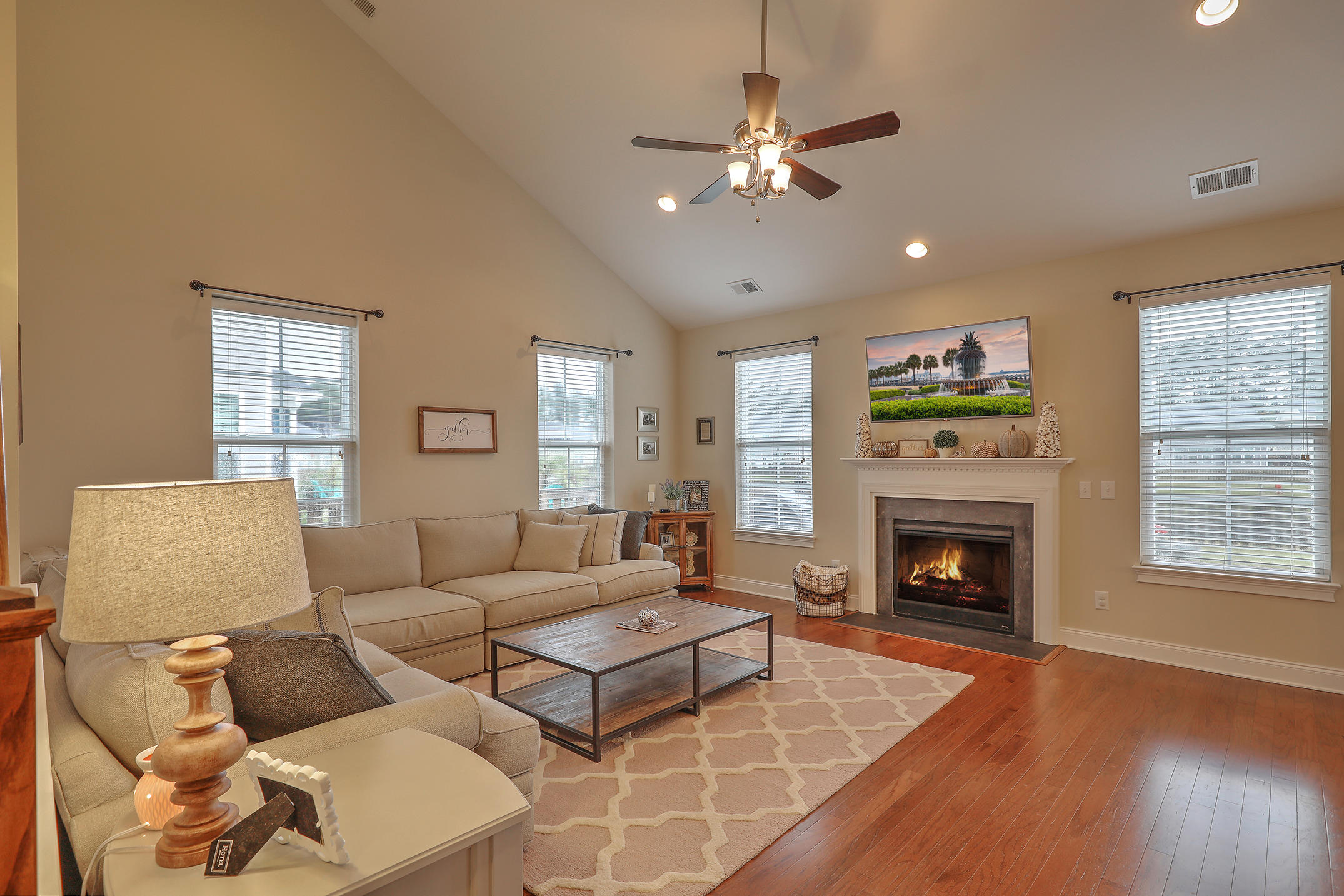 404 Spectrum Road Summerville, SC 29486 - Photo 8 of 31 1R3A1473_4_5
