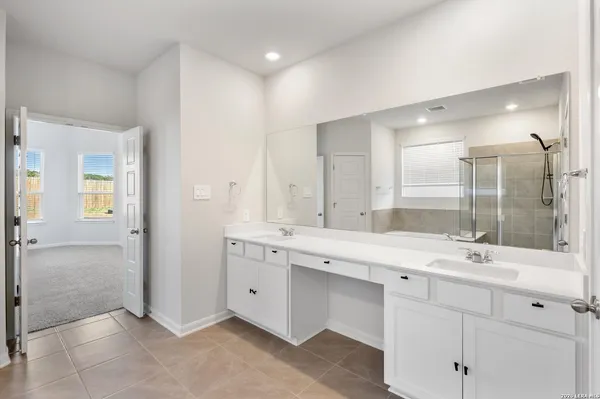 $3,500 | 11347 Acorn Bluff, San Antonio, TX 78254