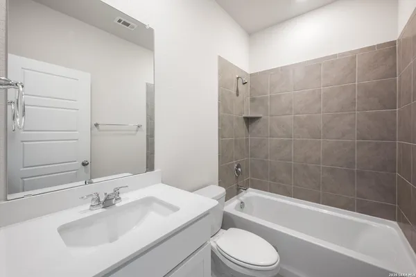 $3,500 | 11347 Acorn Bluff, San Antonio, TX 78254