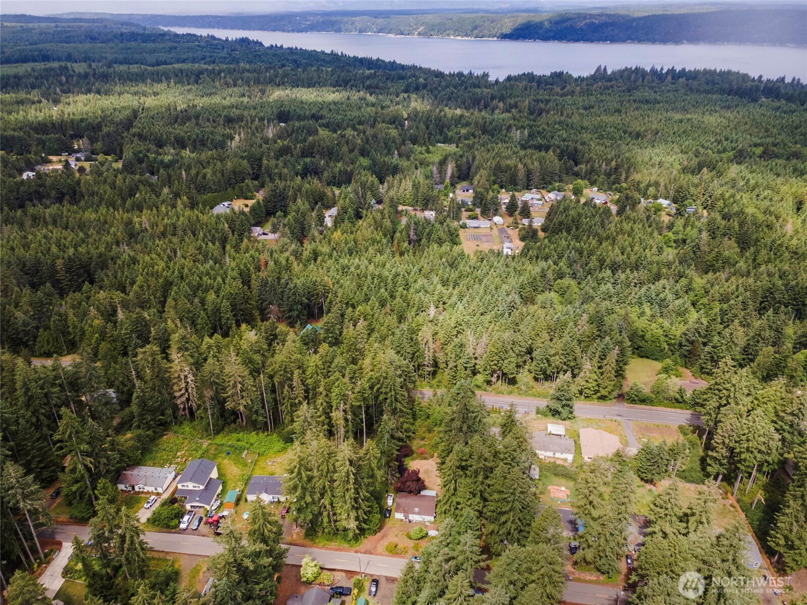 4611 East Rasor Road Belfair, WA 98528 - Photo 11 of 15 Gallery Image 11