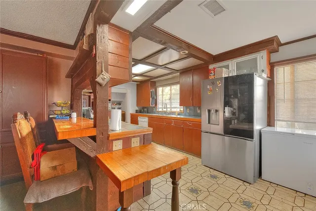 $499,900 | 18087 San Bernardino Avenue, Bloomington, CA 92316