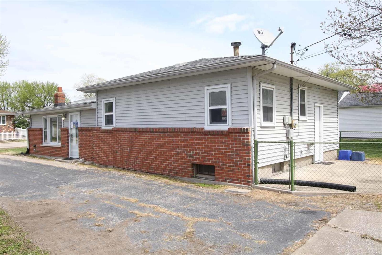 127 East 6th Street Roxana, IL 62084 - Photo 36 of 44