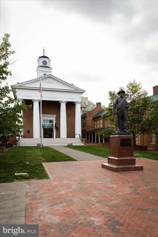 $849,900 | 199 Meeting House Drive, Winchester, VA 22602