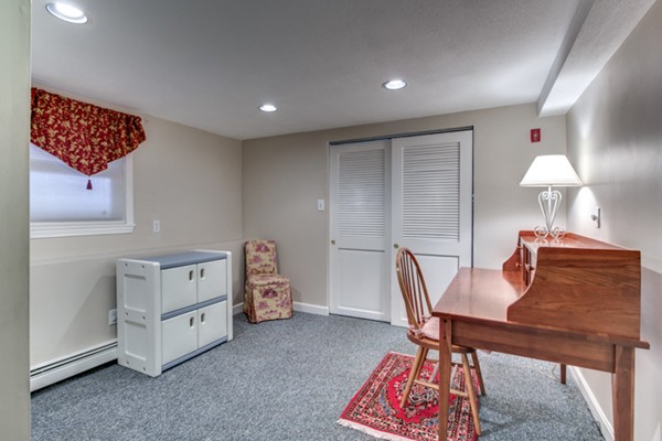 32 Holly Road Reading, MA 01867 - Photo 25 of 30 Gallery Image 25