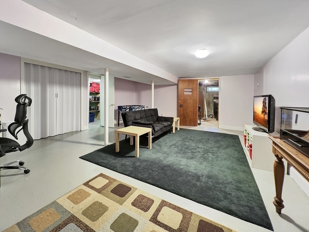 1031 State Road Plymouth, MA 02360 - Photo 14 of 19 Gallery Image 14
