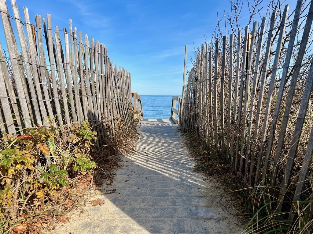 1031 State Road Plymouth, MA 02360 - Photo 16 of 19 Gallery Image 16