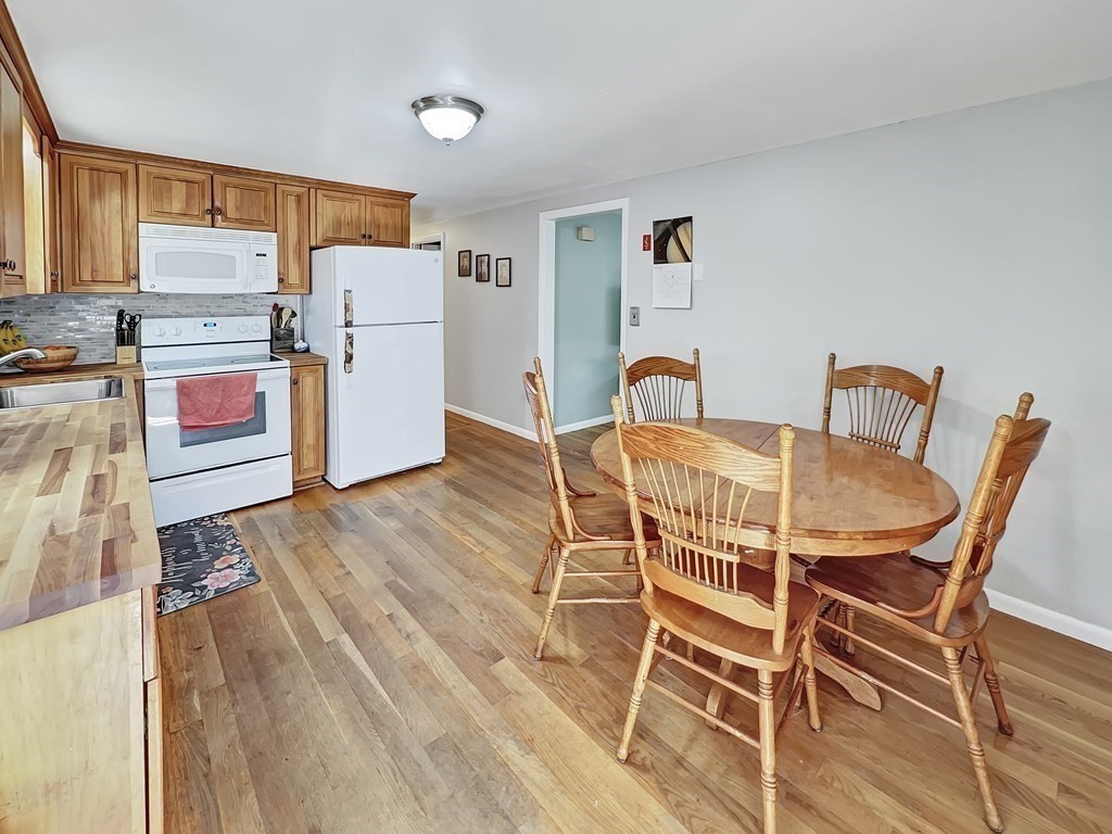 1031 State Road Plymouth, MA 02360 - Photo 5 of 19 Gallery Image 5