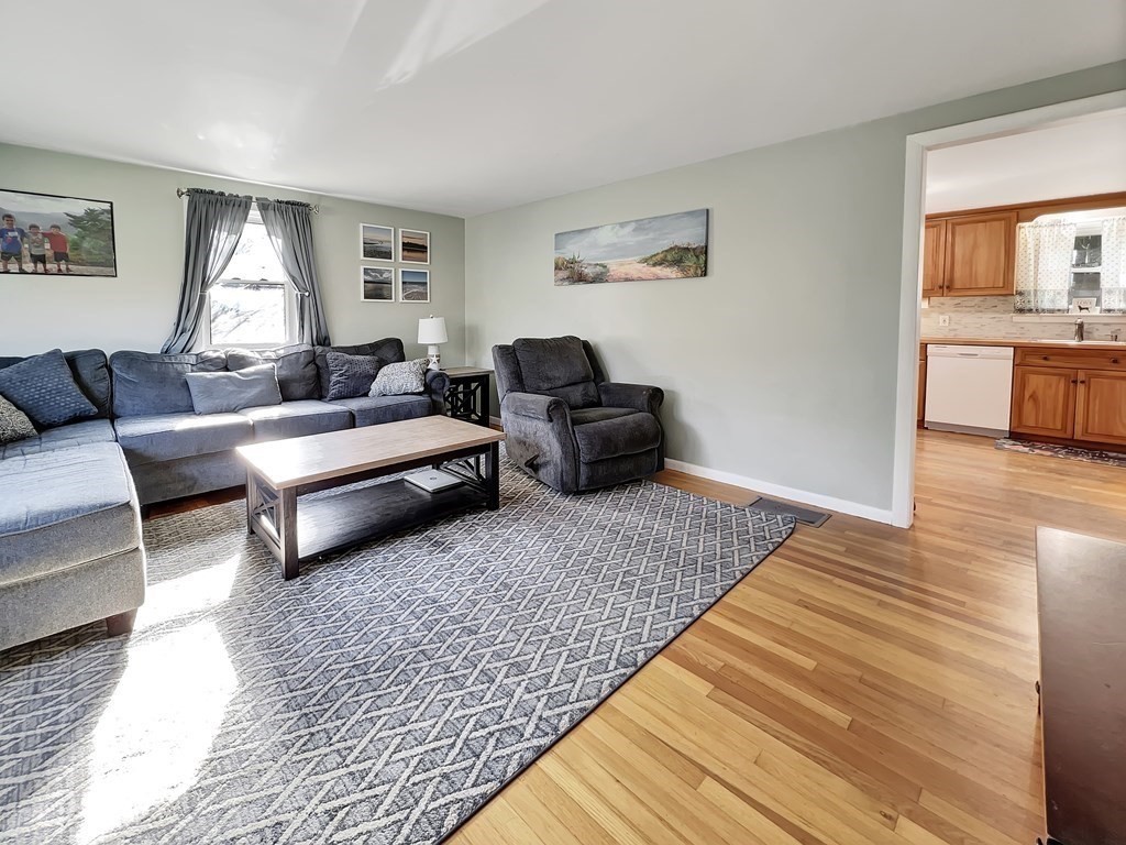 1031 State Road Plymouth, MA 02360 - Photo 9 of 19 Gallery Image 9