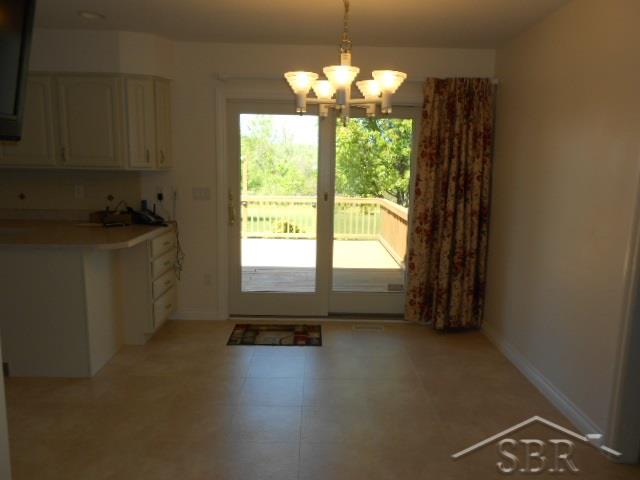 8761 Webster Road Freeland, MI 48623 - Photo 7 of 24 31319518-6.JPG