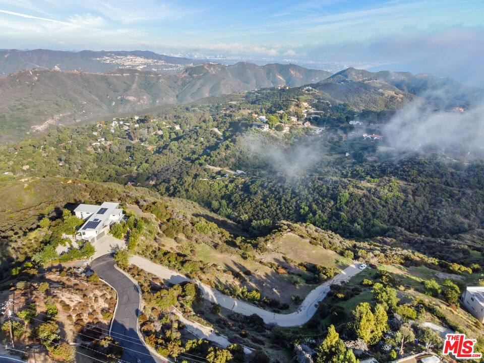 21653 Saddle Peak Road Topanga, CA 90290 - Photo 2 of 71