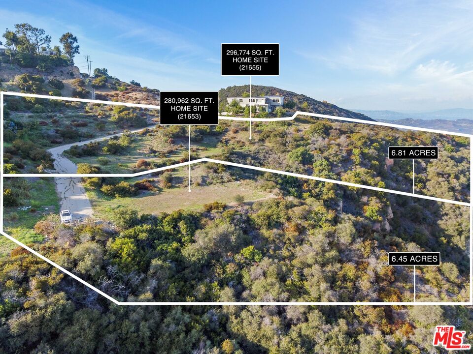 21653 Saddle Peak Road Topanga, CA 90290 - Photo 36 of 71 a view of a balcony