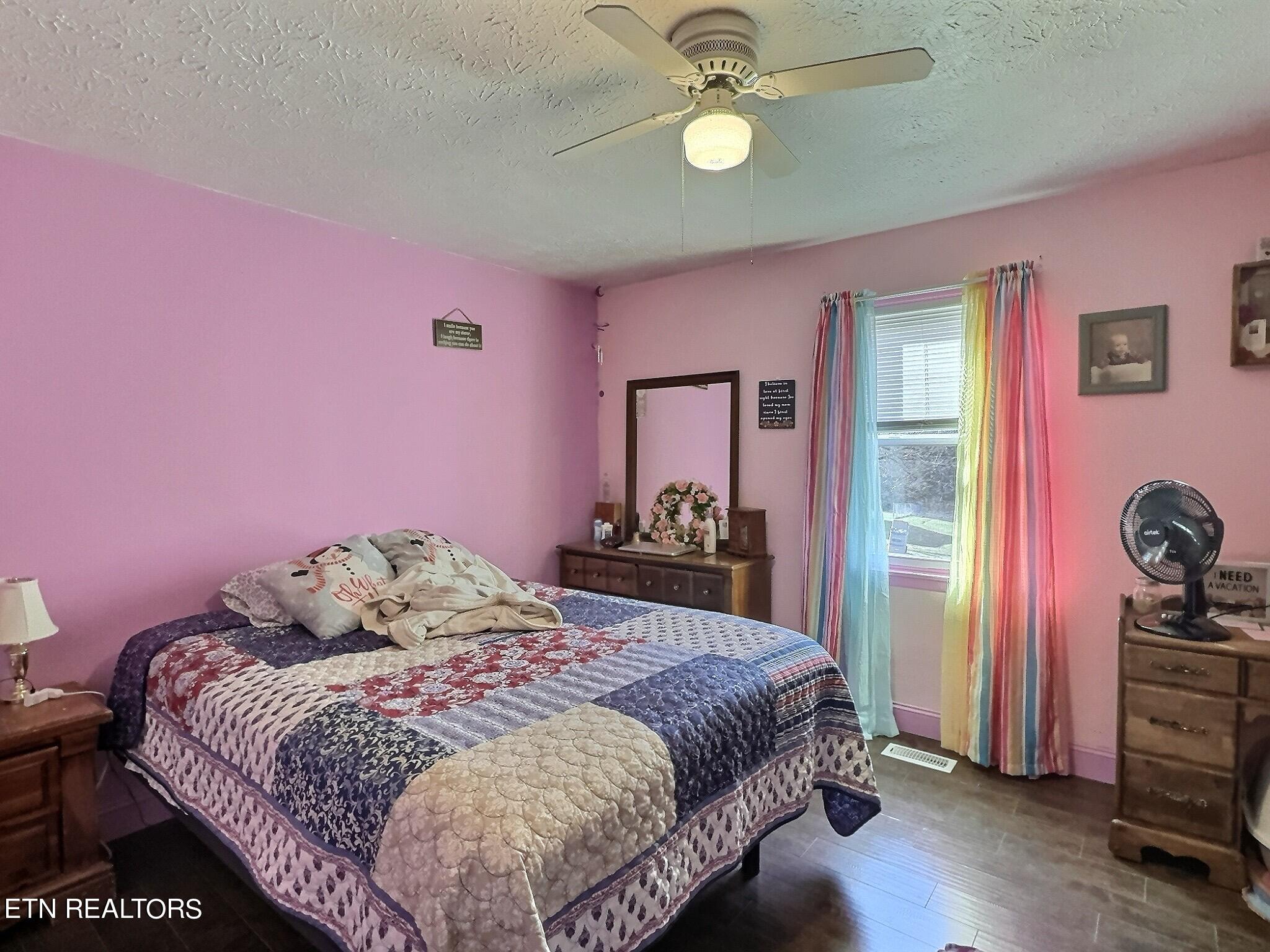 279 Valley View Road La Follette, TN 37766 - Photo 15 of 26 Bedroom1