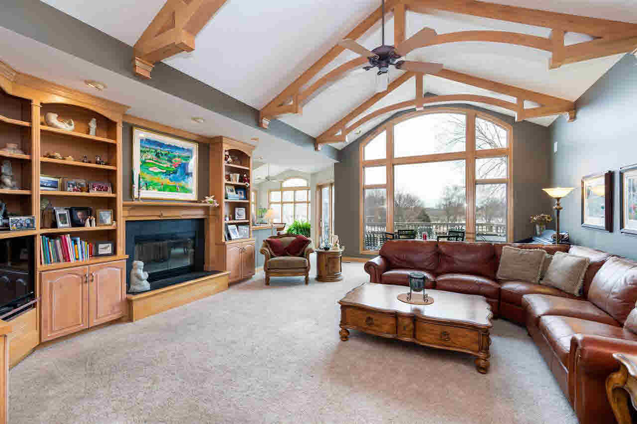 6311 James Road Bettendorf, IA 52722 - Photo 9 of 31 Gallery Image 9