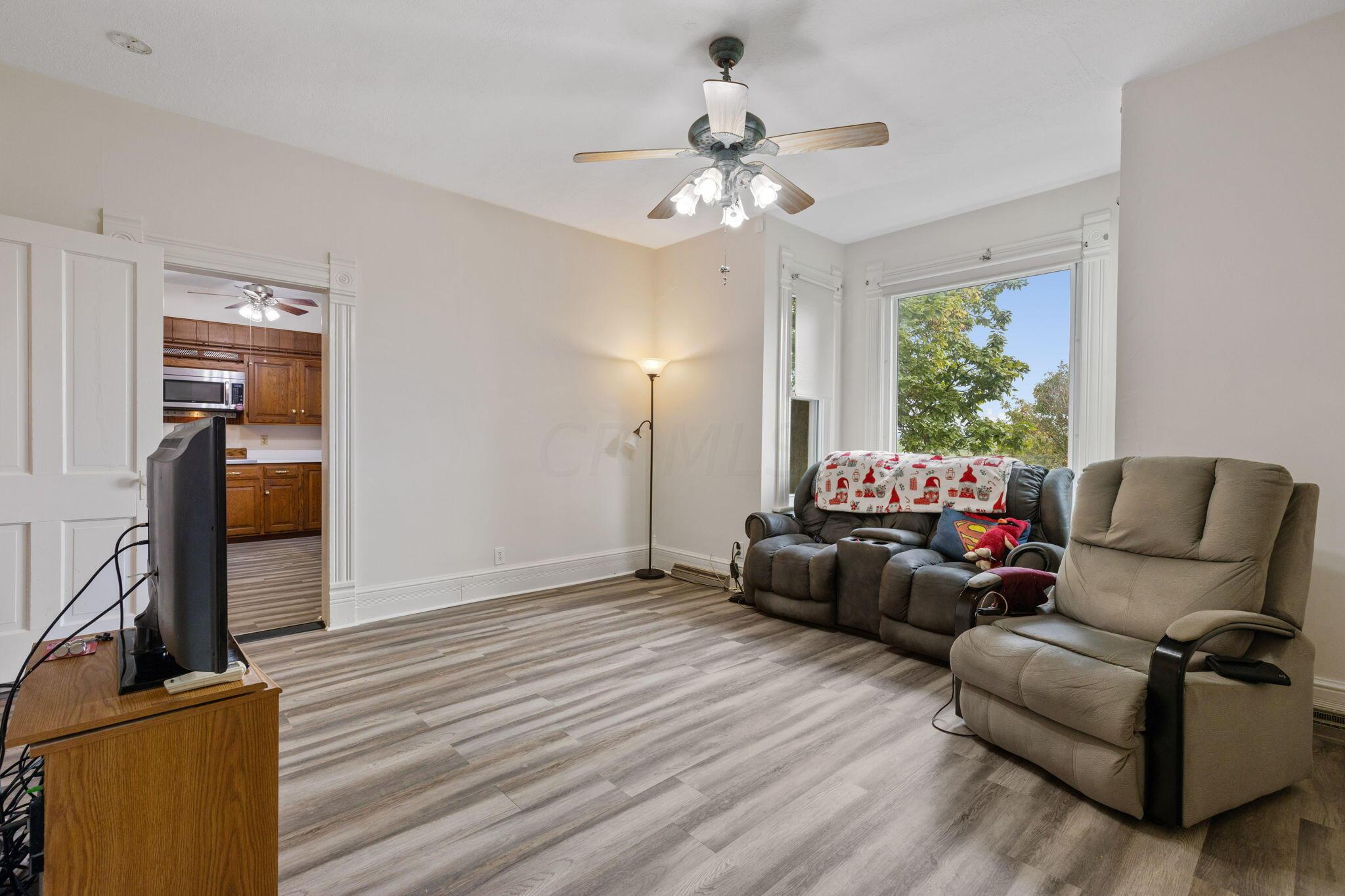 9501 Lancaster-Newark Road Northeast Baltimore, OH 43105 - Photo 10 of 46 Living Room - 9501 Lancaster-Newark Road, Baltimore, OH 43105