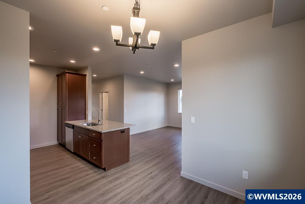 400 West Rose Street Lebanon, OR 97355 - Photo 9 of 40