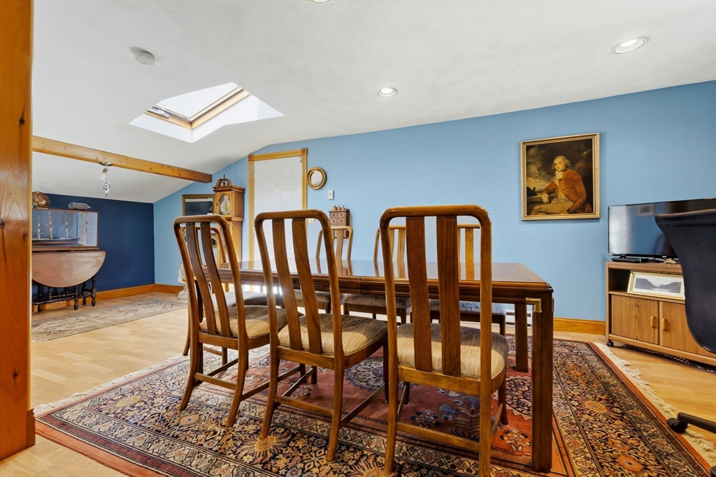 8 Colgate Road Beverly, MA 01915 - Photo 12 of 28 Gallery Image 12
