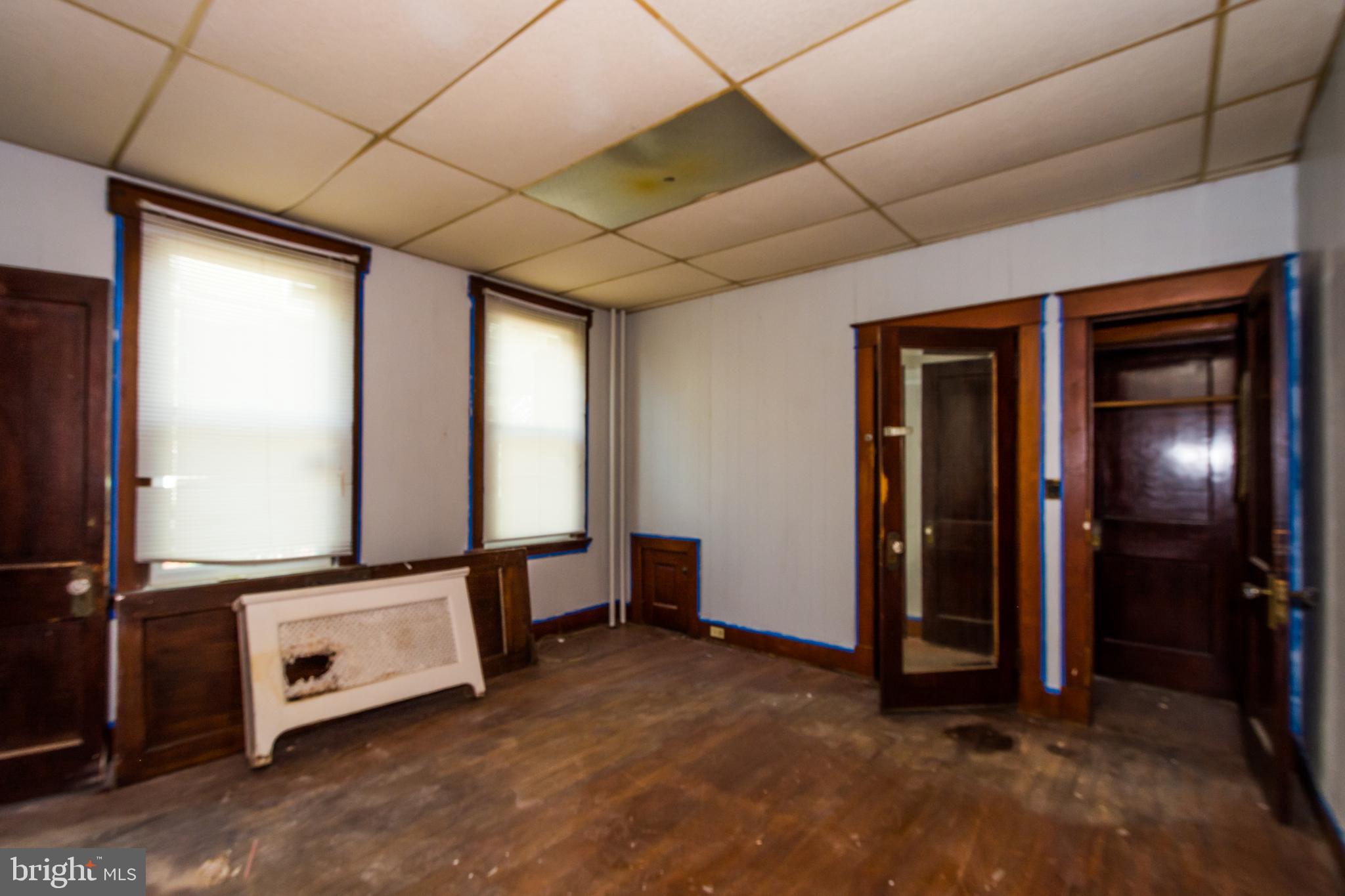 800 Walnut Avenue Baltimore, MD 21229 - Photo 17 of 38