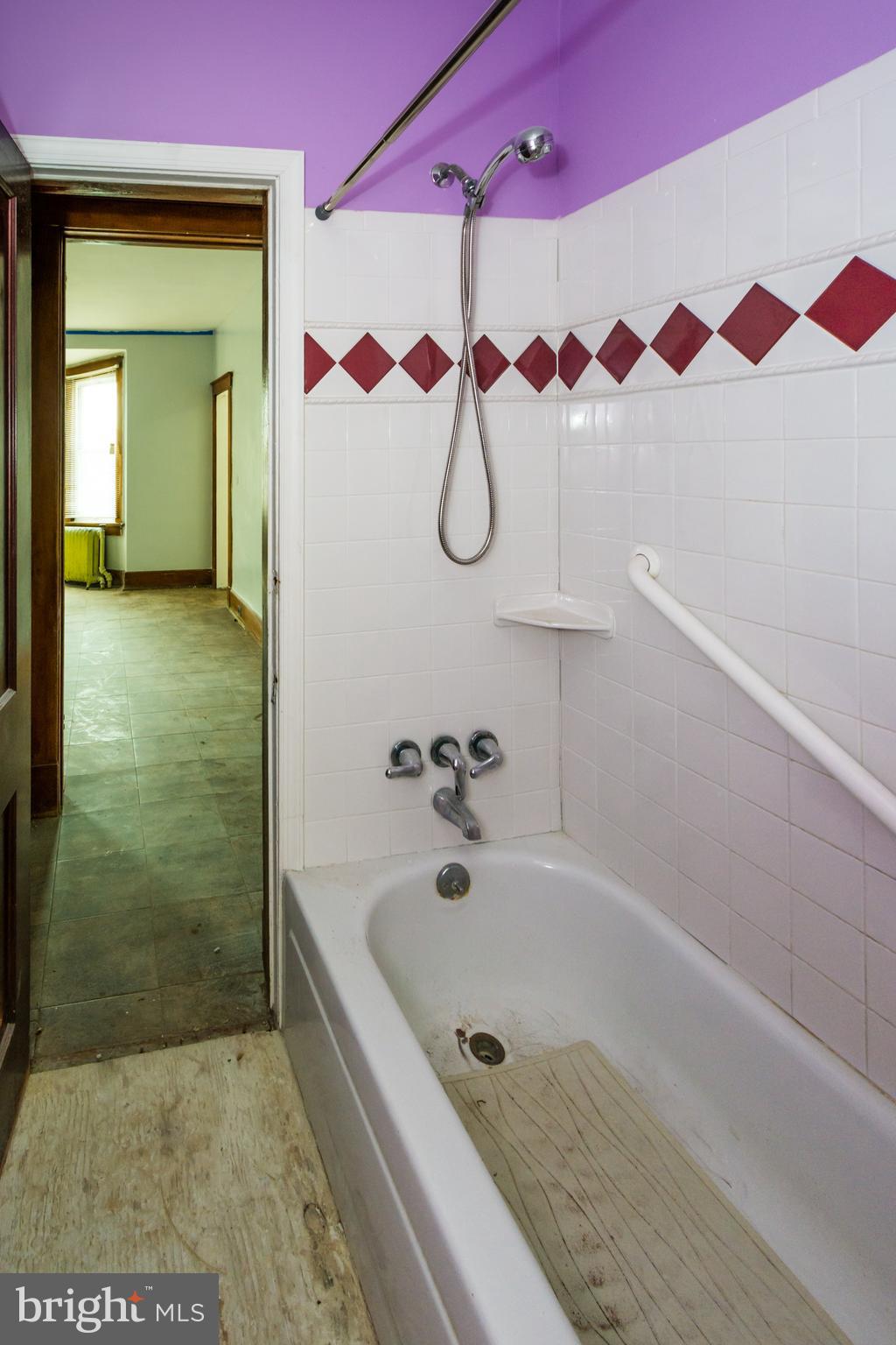 800 Walnut Avenue Baltimore, MD 21229 - Photo 19 of 38