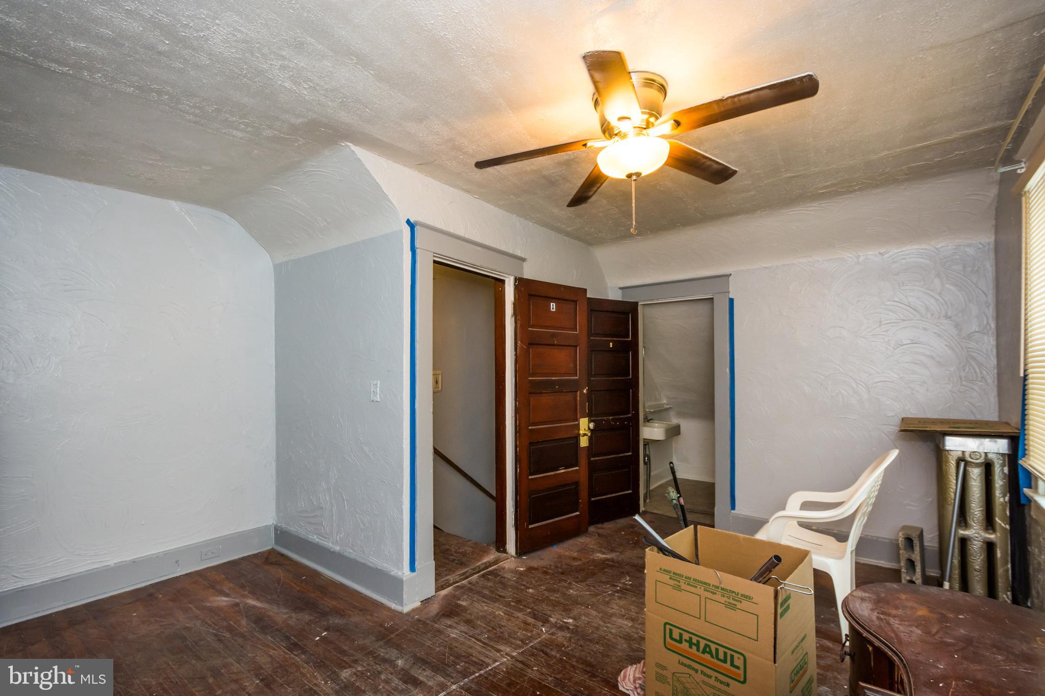 800 Walnut Avenue Baltimore, MD 21229 - Photo 22 of 38