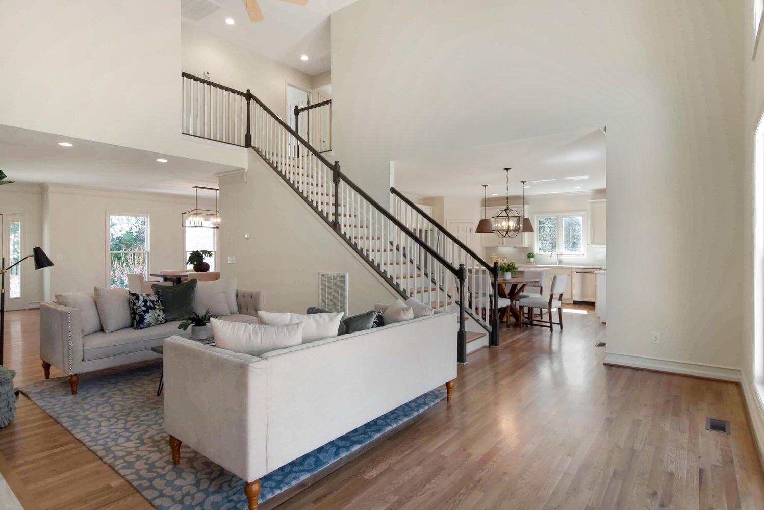 3702 Hobbs Road Nashville, TN 37215 - Photo 6 of 28 Gallery Image 6