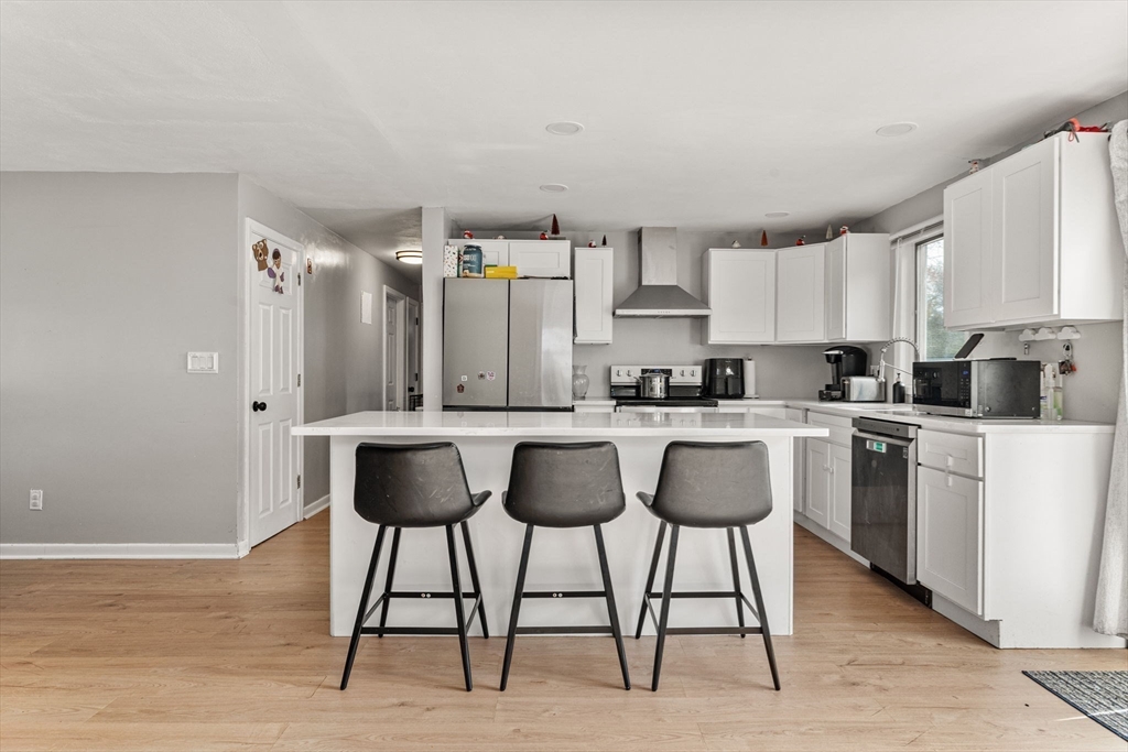 33 Michael Road Randolph, MA 02368 - Photo 2 of 38