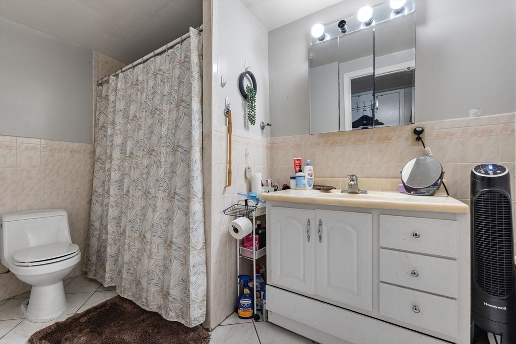 33 Michael Road Randolph, MA 02368 - Photo 27 of 38