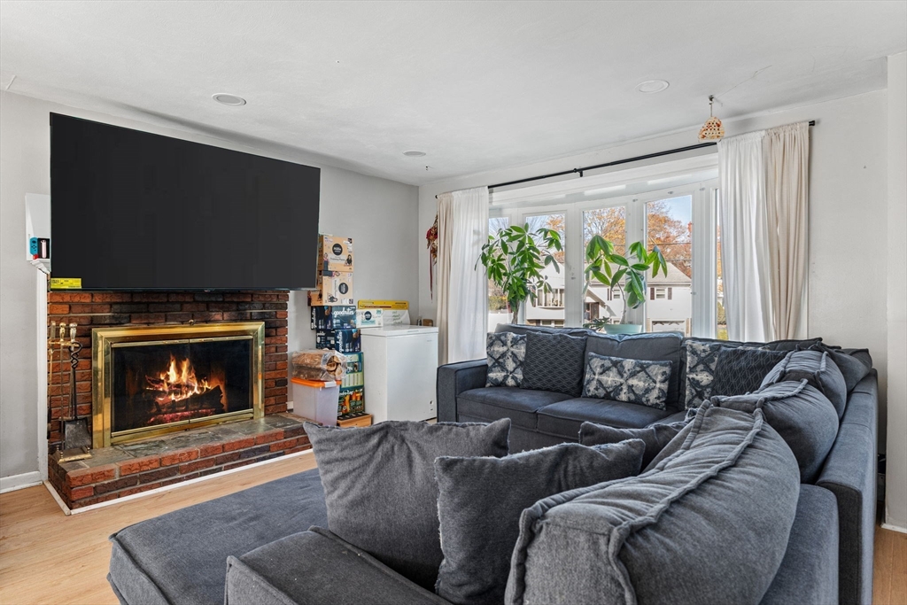 33 Michael Road Randolph, MA 02368 - Photo 9 of 38