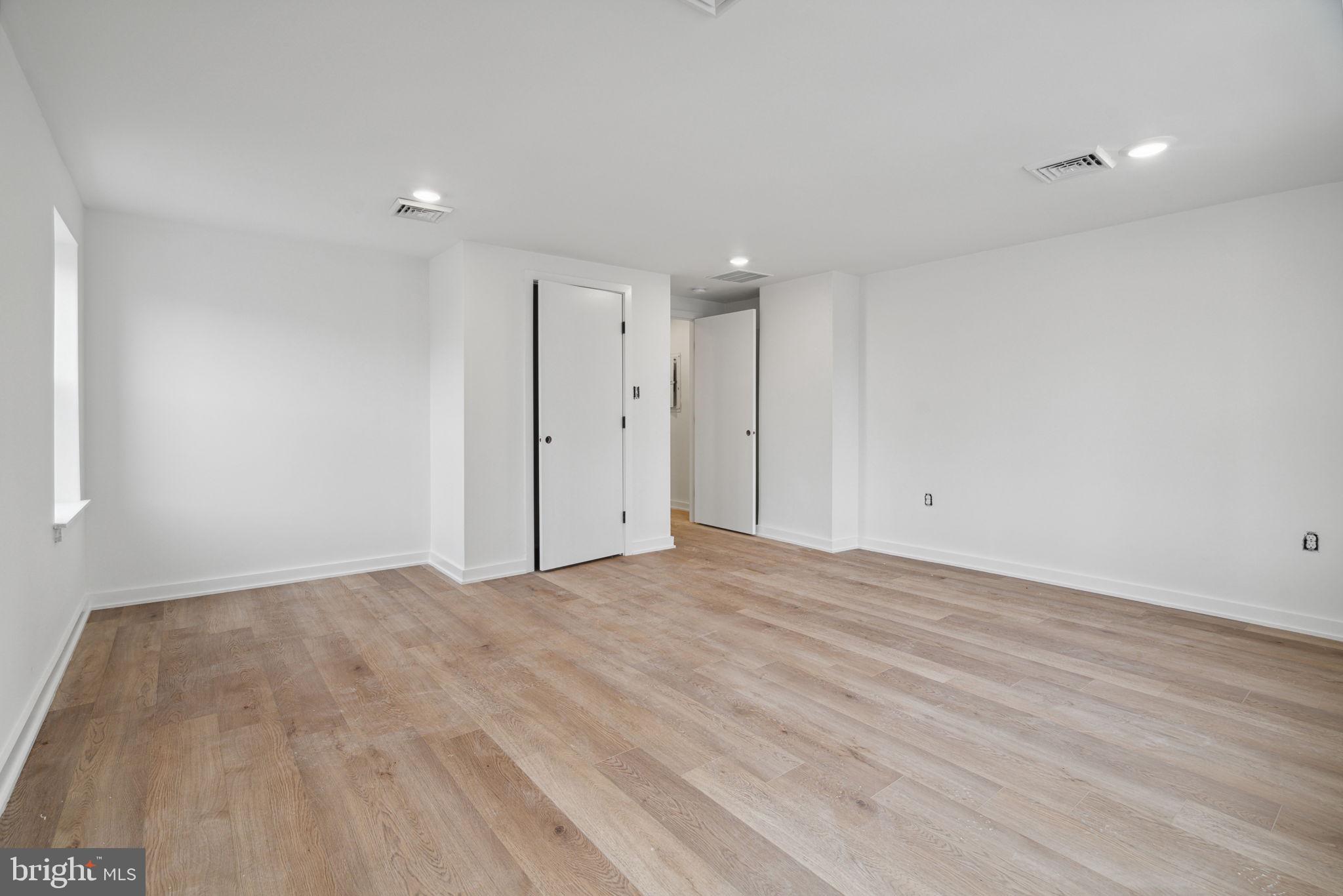 1873 Frankford Avenue, Unit 3F Philadelphia, PA 19125 - Photo 13 of 14 a view of an empty room