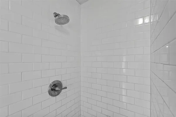 $200,000 | 407 North Carter Street, Howe, TX 75459