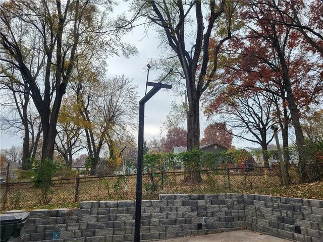 $185,000 | 2716 Appleton Avenue, Independence, MO 64052