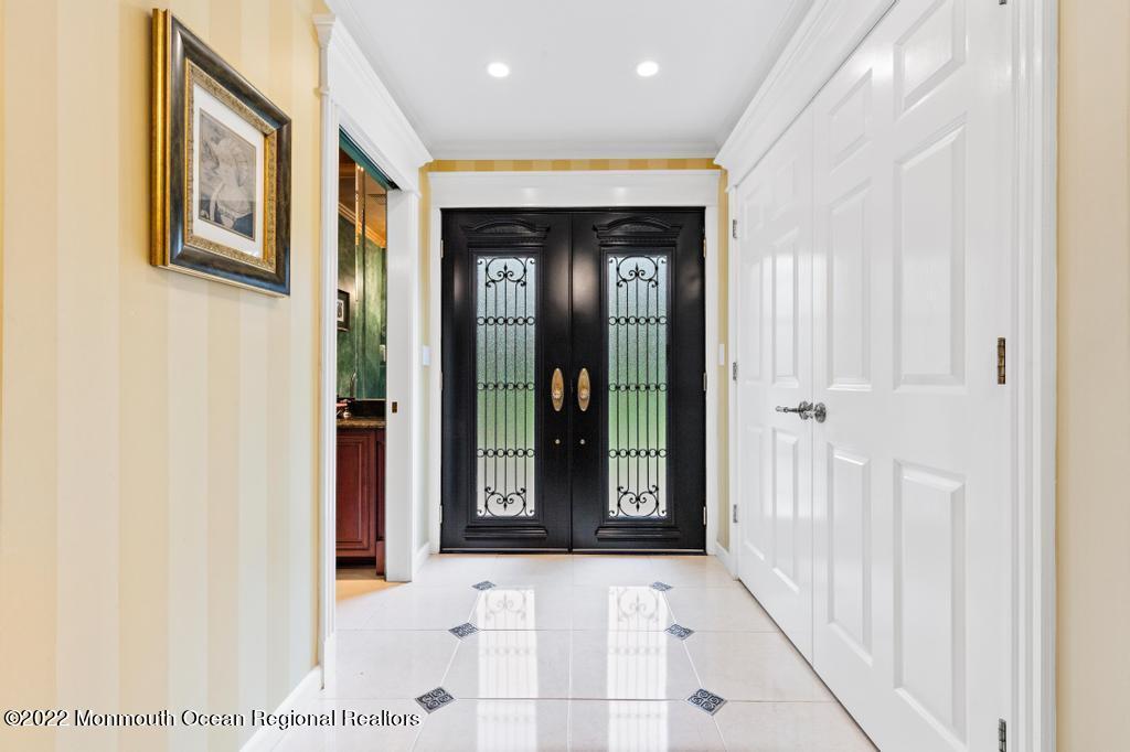 92 Heulitt Road Colts Neck, NJ 07722 - Photo 6 of 72 92HeulittPrint-10