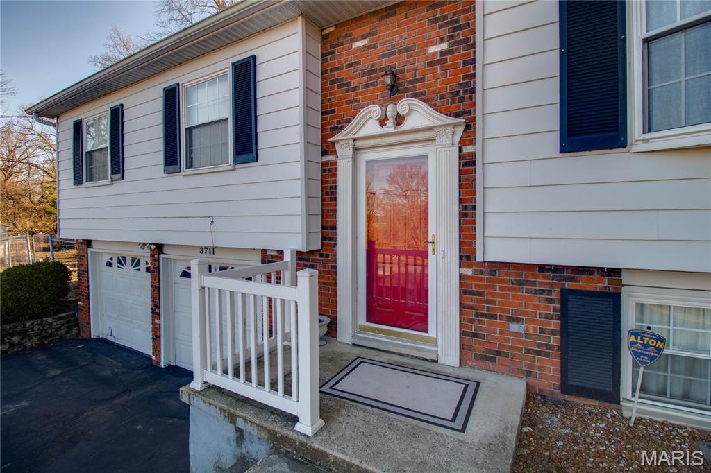 3711 Stanka Lane Godfrey, IL 62035 - Photo 6 of 42