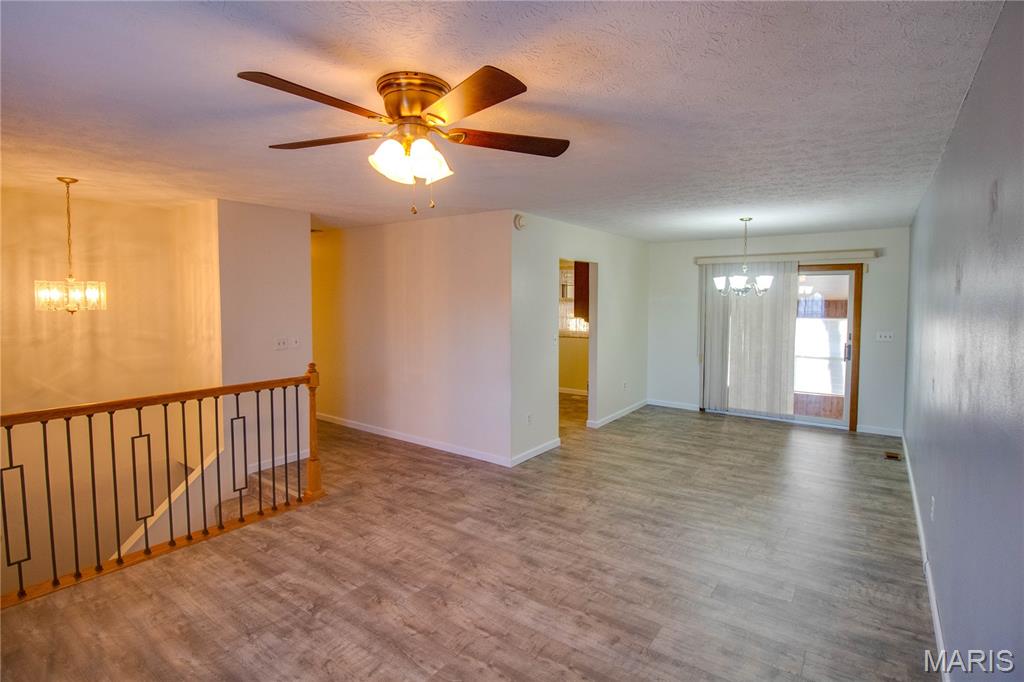 3711 Stanka Lane Godfrey, IL 62035 - Photo 9 of 42