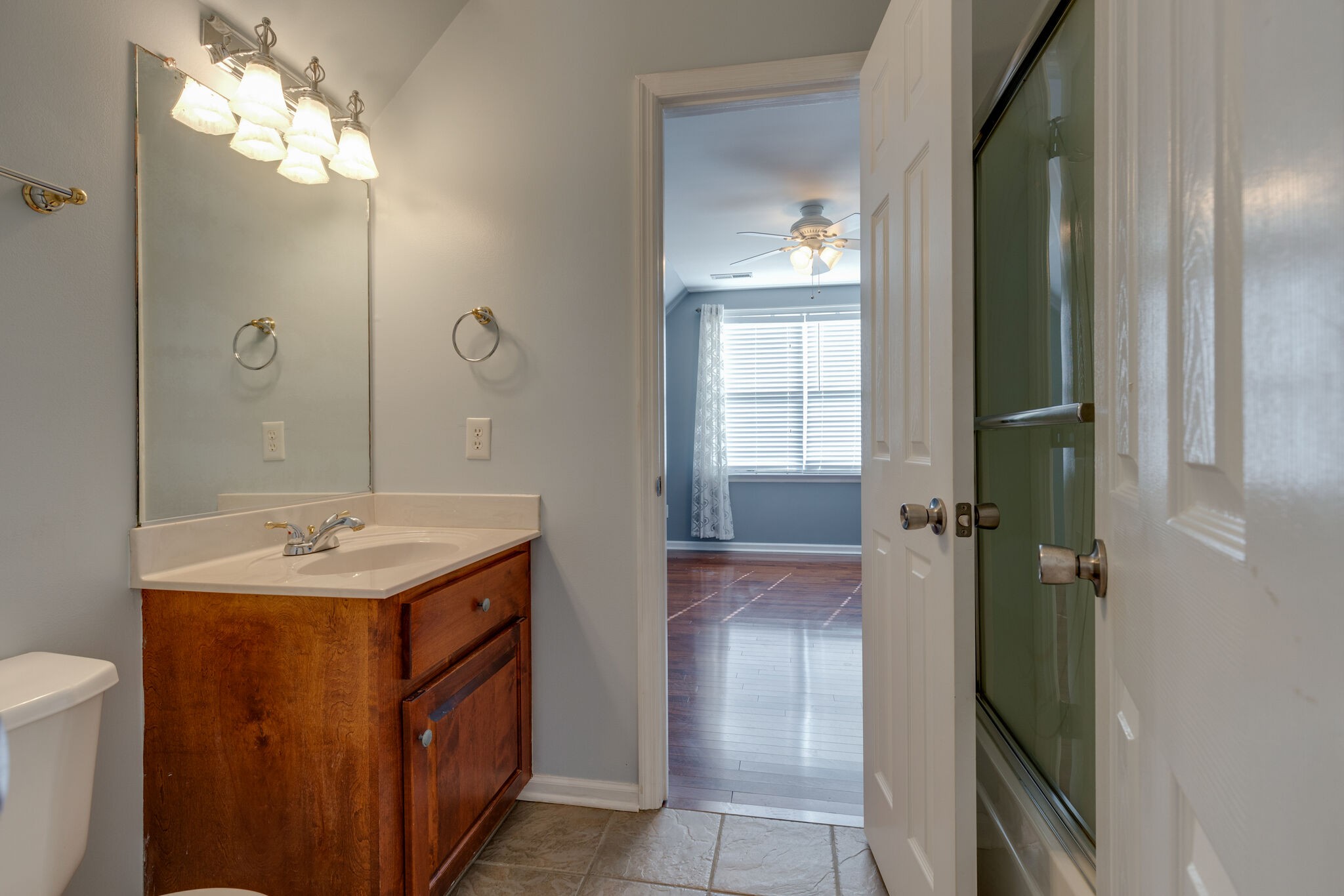 2017 Viewpointe Way Columbia, TN 38401 - Photo 14 of 24 a bathroom with a sink a light fixture and a mirror