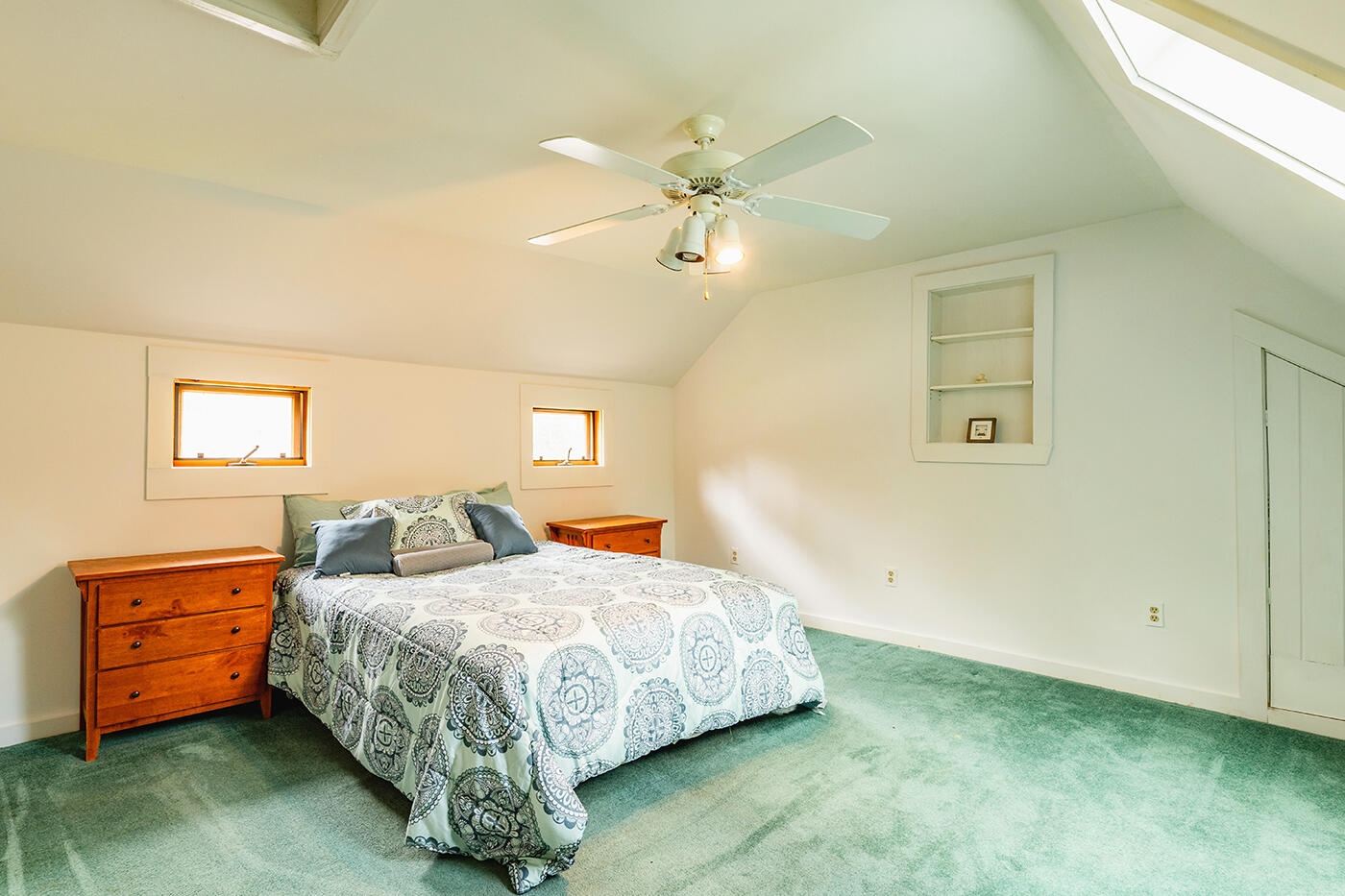 304 Beach Road Lincolnville, ME 04849 - Photo 23 of 45