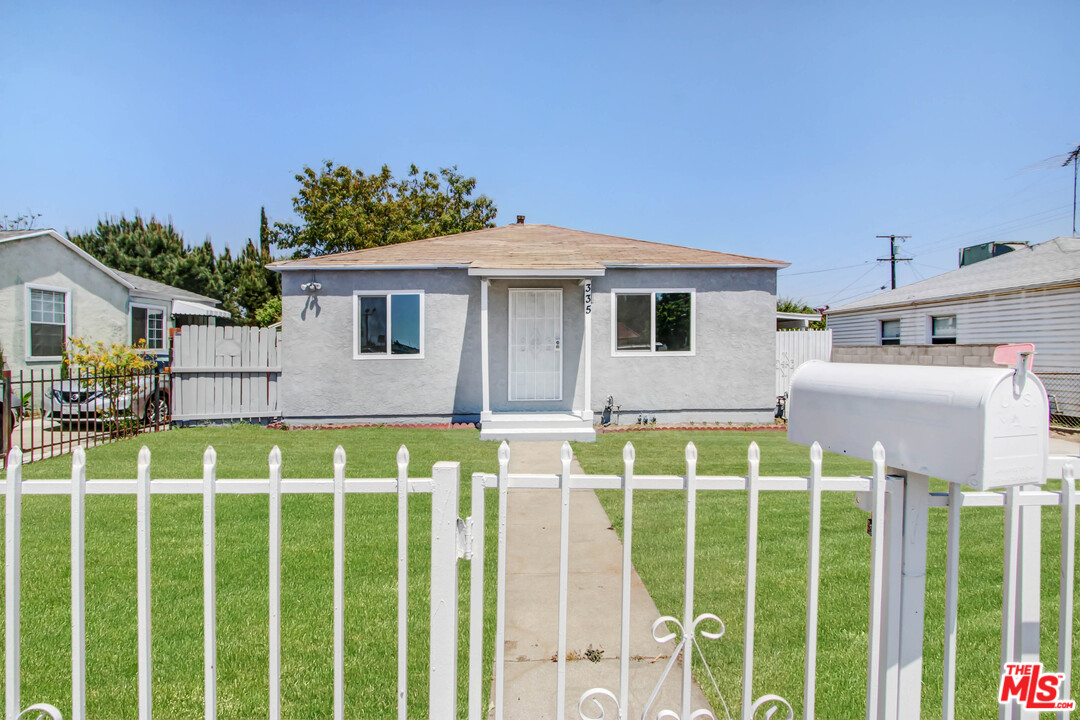 335 South Riverside Avenue Rialto, CA 92376 - Photo 1 of 13