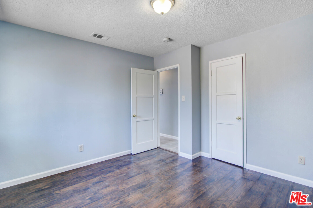 335 South Riverside Avenue Rialto, CA 92376 - Photo 9 of 13