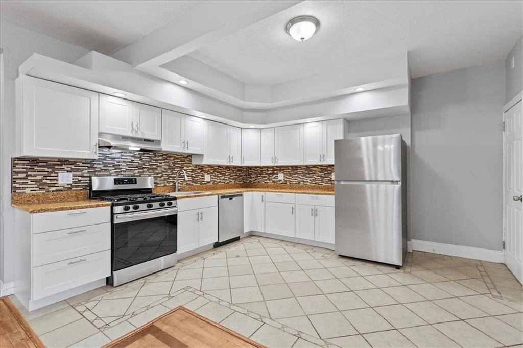 2926 Willett Road Pittsburgh, PA 15227 - Photo 13 of 39 Gallery Image 13