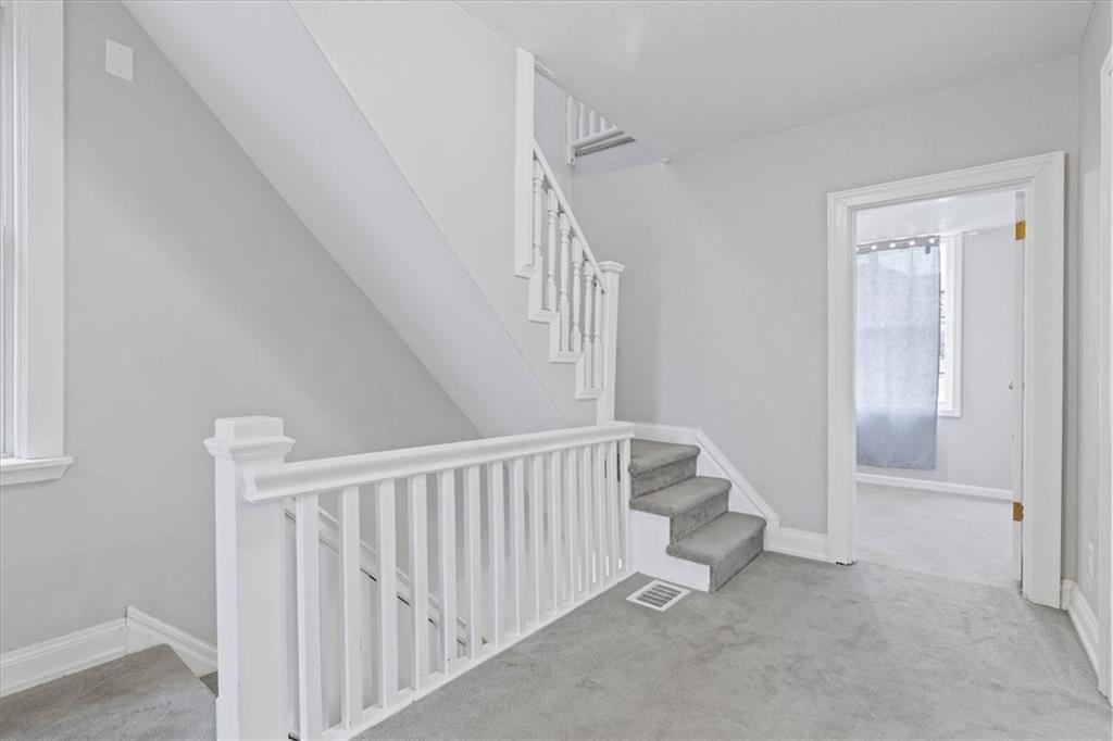 2926 Willett Road Pittsburgh, PA 15227 - Photo 23 of 39 Gallery Image 23