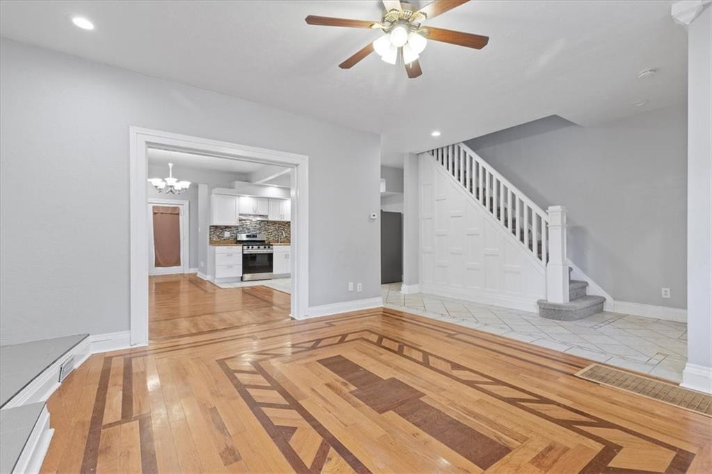 2926 Willett Road Pittsburgh, PA 15227 - Photo 10 of 39 Gallery Image 10