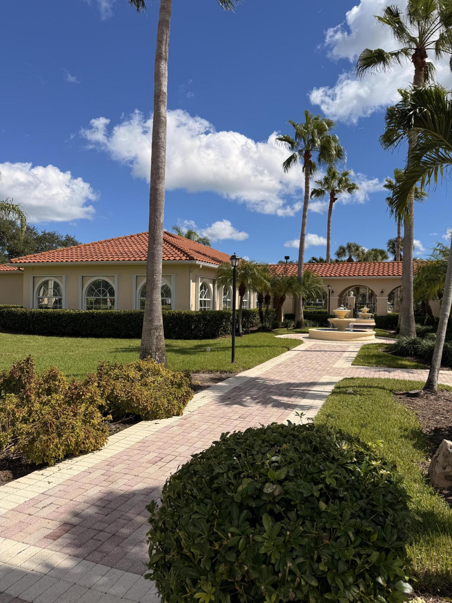 633 Northwest Whitfield Way Port St. Lucie, FL 34986 - Photo 26 of 30 IMG-0569
