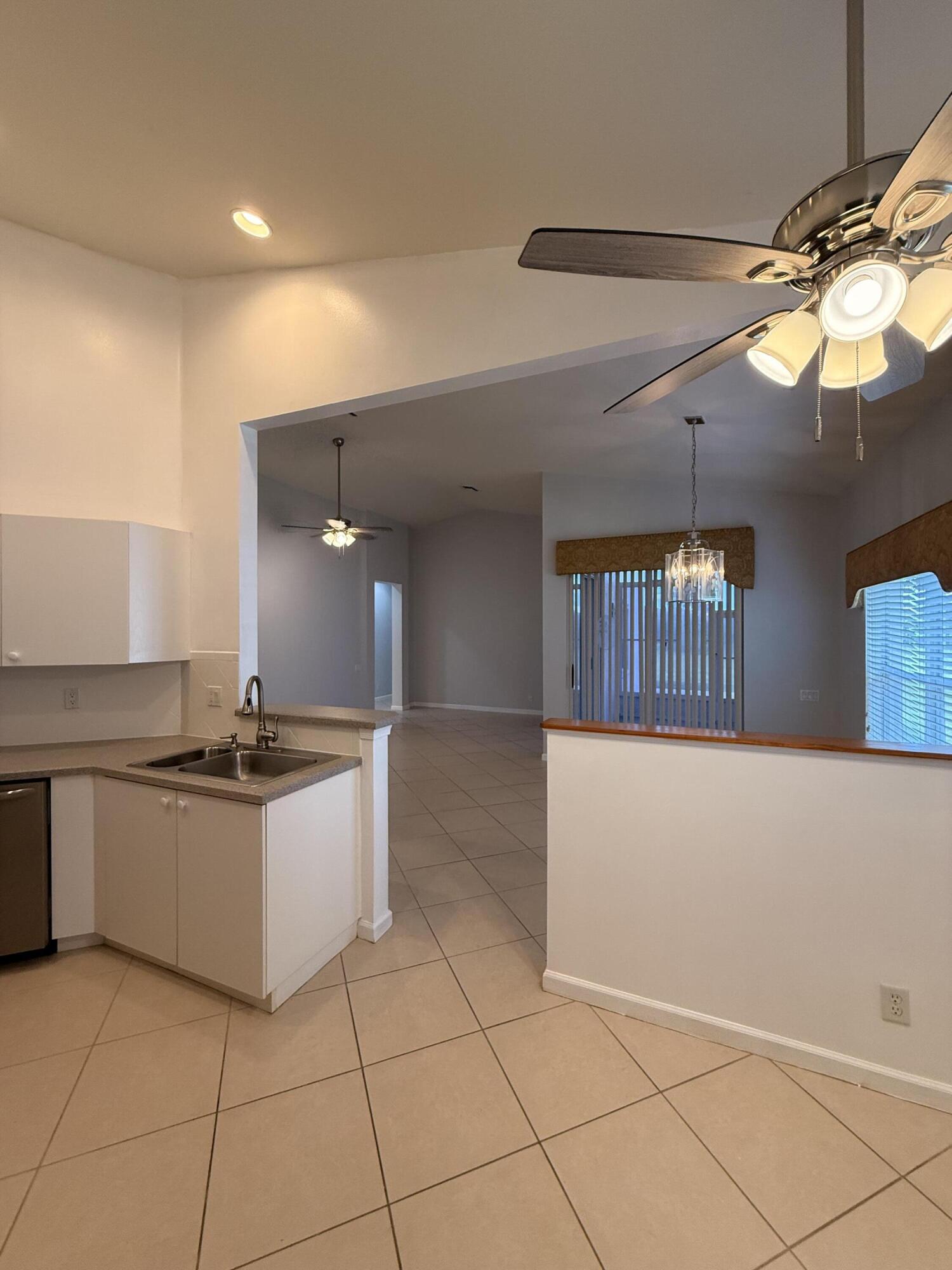 633 Northwest Whitfield Way Port St. Lucie, FL 34986 - Photo 7 of 30 IMG-0539