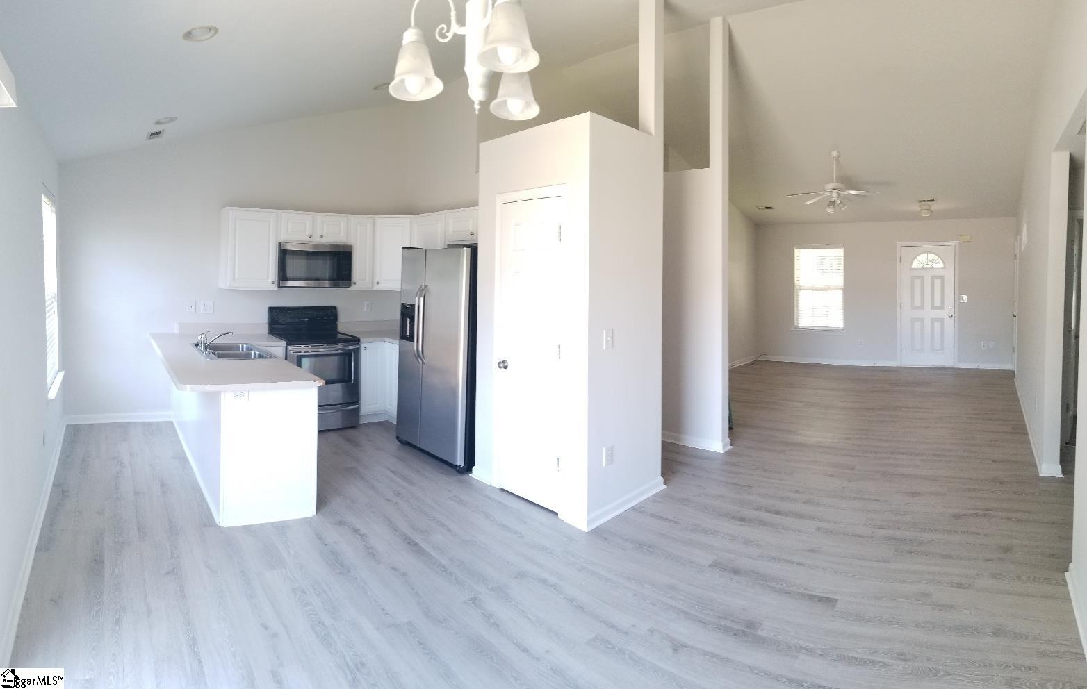 224 McConnell Road Taylors, SC 29687 - Photo 4 of 14